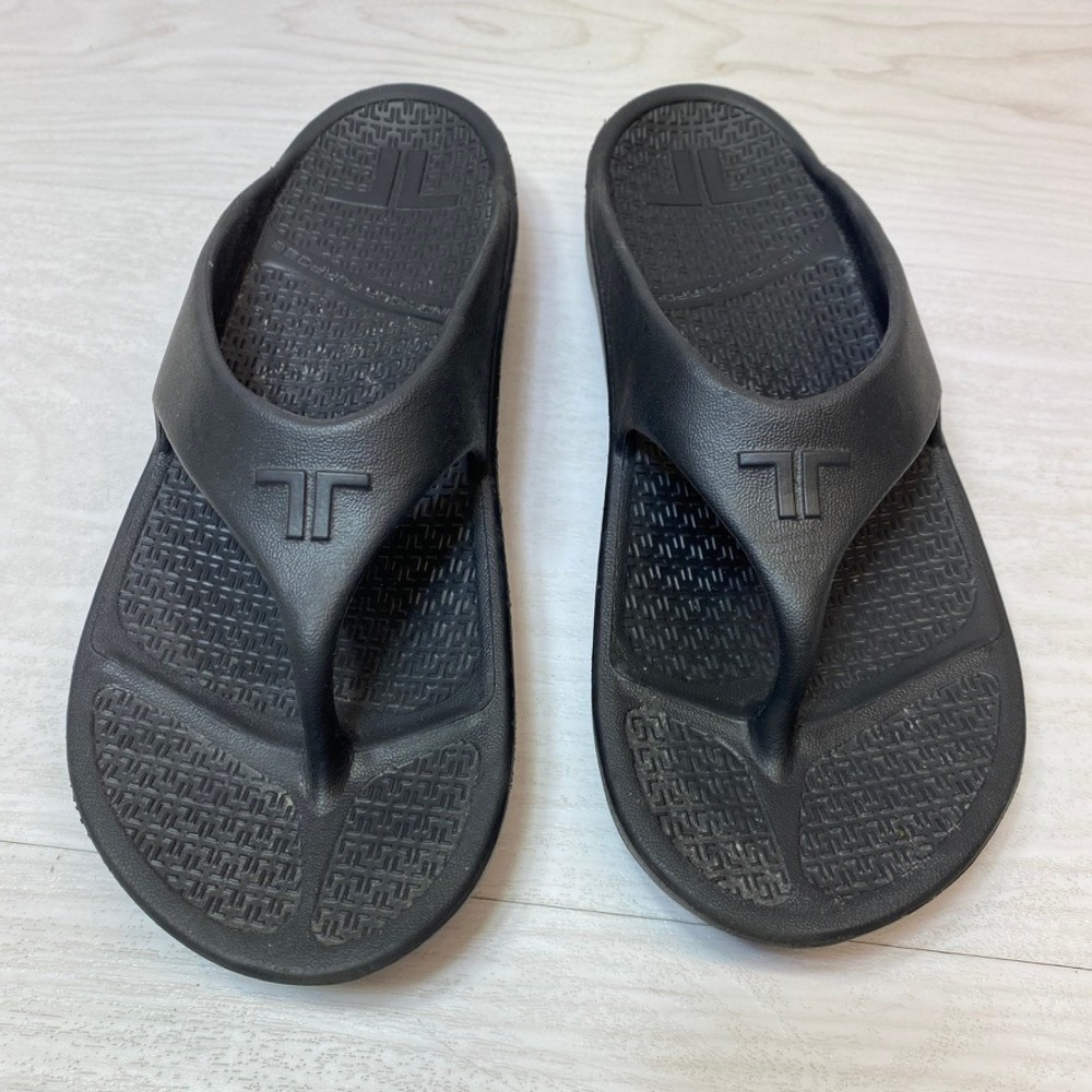 Telic Womens Medium 7/8 Flip Flop Sandals Recovery Orthotic Black Comfort Beach